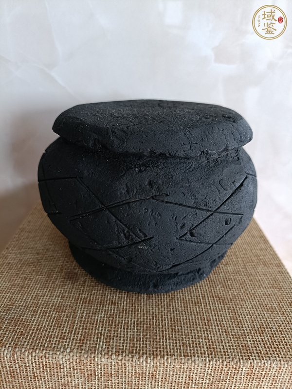 古玩陶瓷黑陶鼓真品鑒賞圖