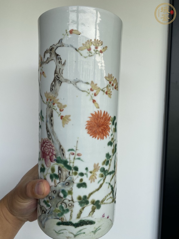 古玩花卉紋粉彩帽筒真品鑒賞圖