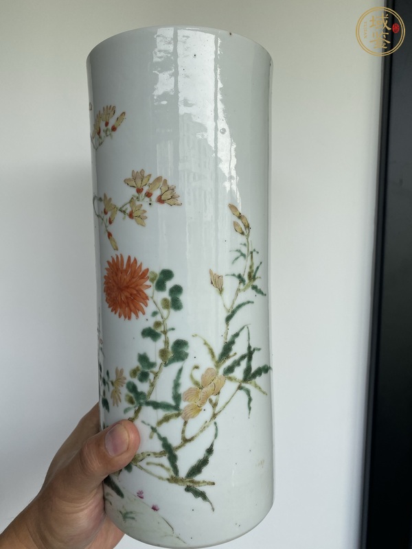 古玩陶瓷花卉紋粉彩帽筒真品鑒賞圖