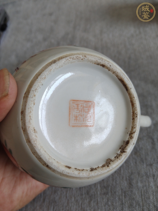 古玩陶瓷粉彩福壽紋參壺真品鑒賞圖