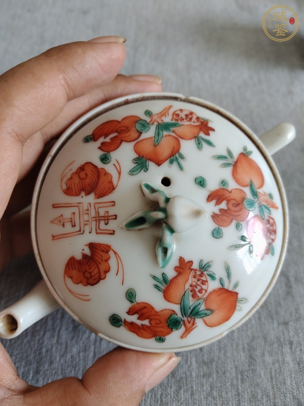 古玩陶瓷粉彩福壽紋參壺真品鑒賞圖