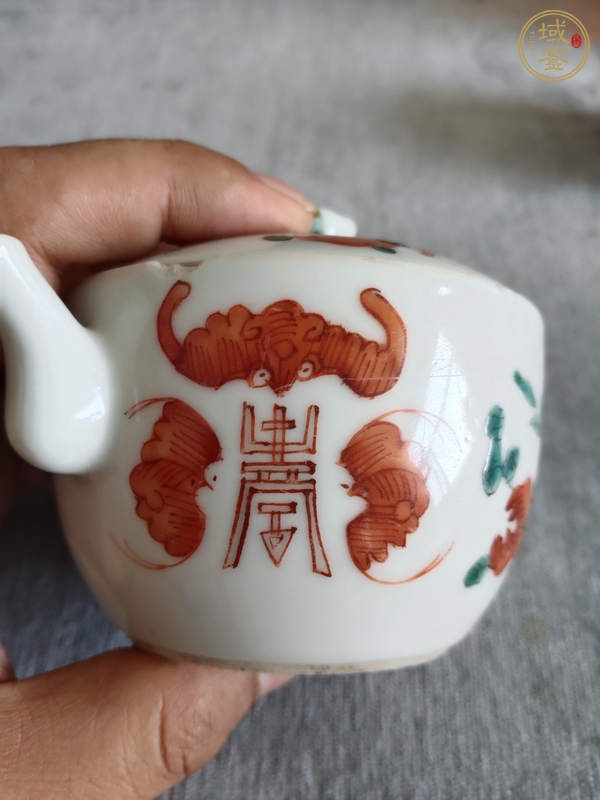 古玩陶瓷粉彩福壽紋參壺真品鑒賞圖