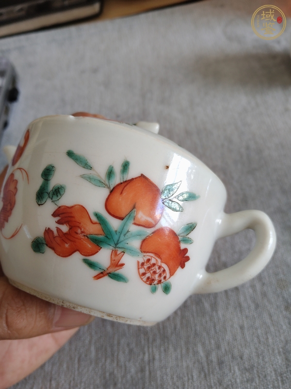 古玩陶瓷粉彩福壽紋參壺真品鑒賞圖
