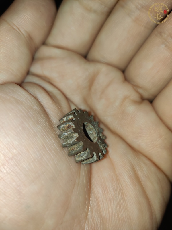 古玩銅器齒輪真品鑒賞圖