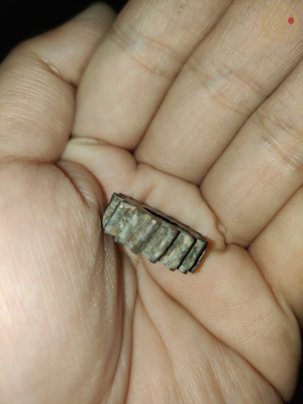 古玩銅器齒輪真品鑒賞圖