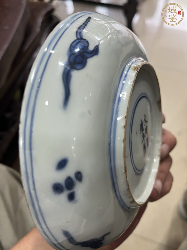 古玩陶瓷萬歷青花盤真品鑒賞圖