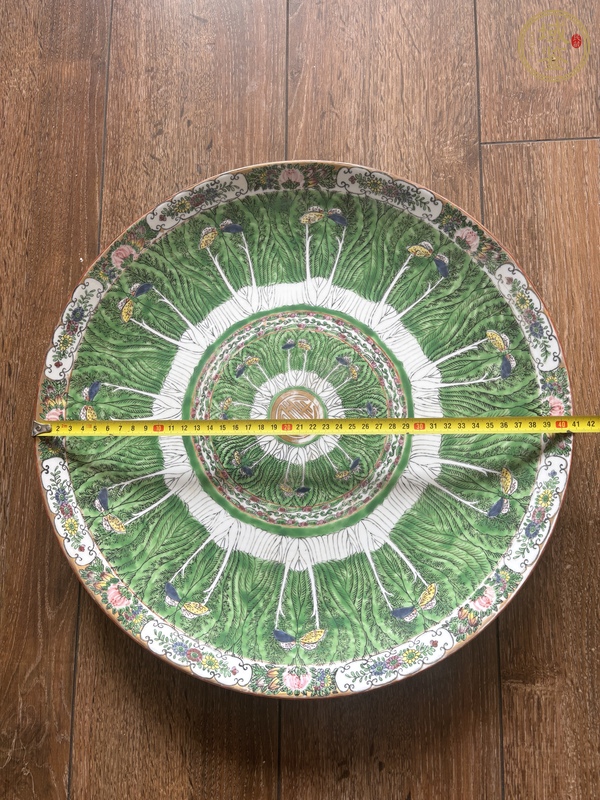 古玩民國(guó)廣彩百財(cái)紋盤真品鑒賞圖