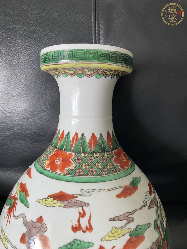 古玩陶瓷龍鳳紋五彩瓶真品鑒賞圖