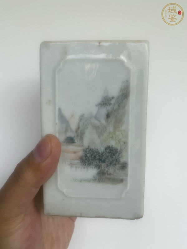 古玩清晚期 淺絳名家蔣玉卿四方筆筒真品鑒賞圖