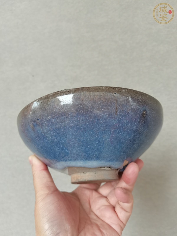 古玩陶瓷鈞窯天藍(lán)釉大碗真品鑒賞圖