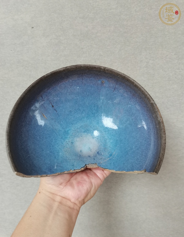 古玩陶瓷鈞窯天藍(lán)釉大碗真品鑒賞圖