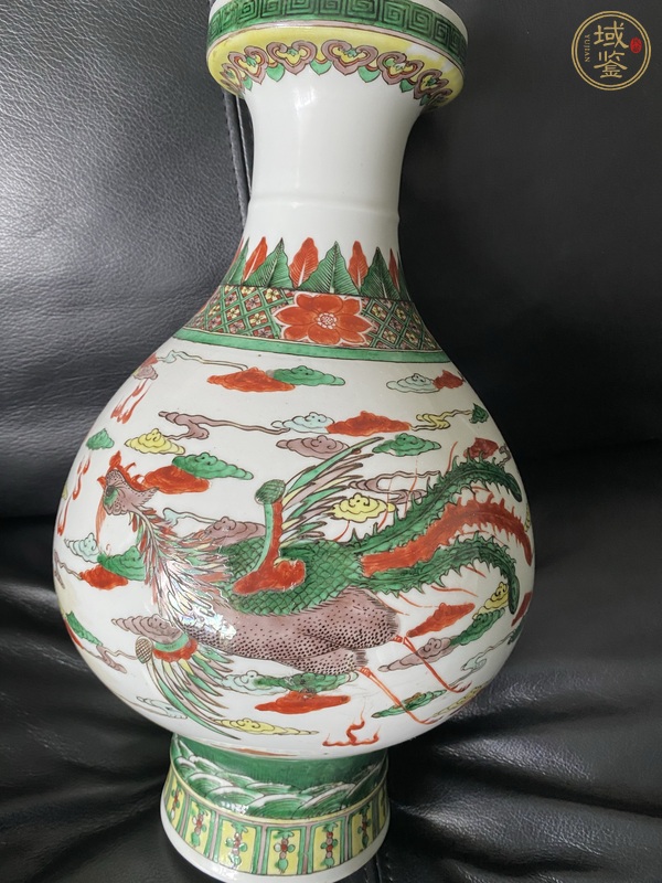 古玩陶瓷五彩瓶真品鑒賞圖