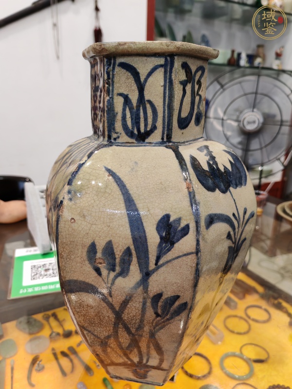 古玩陶瓷民國青花瓶真品鑒賞圖