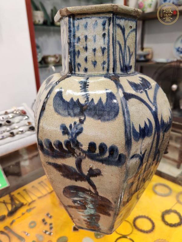 古玩陶瓷民國青花瓶真品鑒賞圖