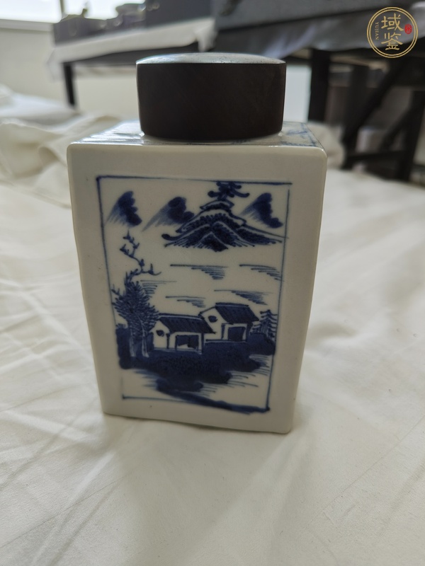 古玩陶瓷青花山水人物紋茶葉罐真品鑒賞圖