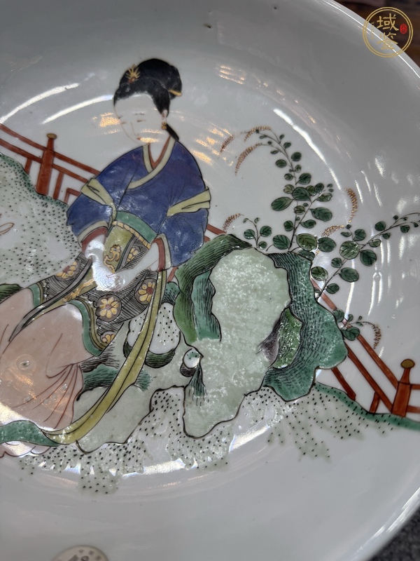 古玩陶瓷粉彩盤真品鑒賞圖