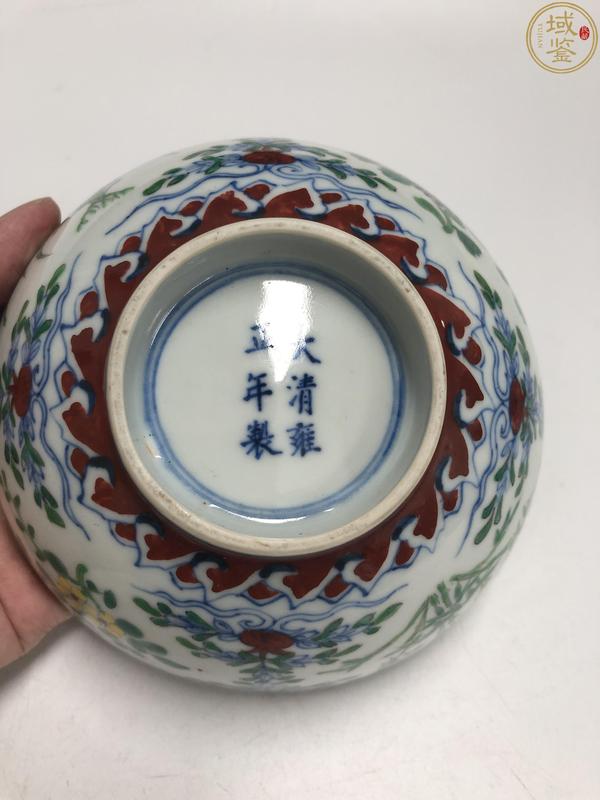 古玩陶瓷清晚期時(shí)期斗彩花卉紋碗拍賣，當(dāng)前價(jià)格6666元