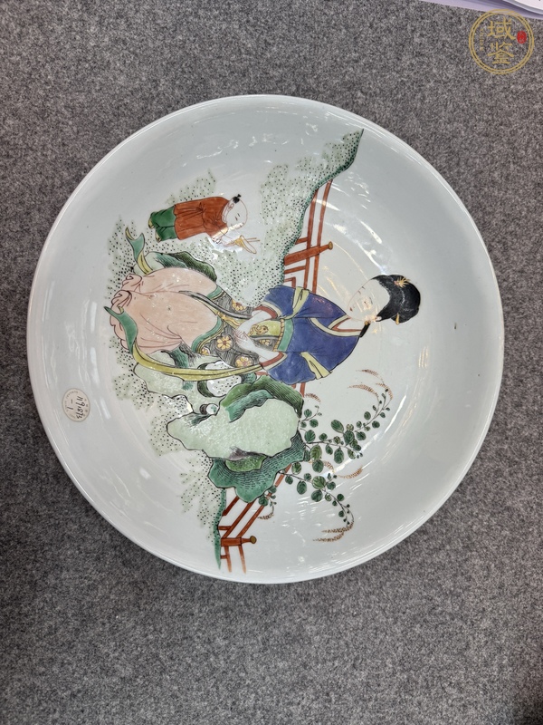 古玩陶瓷粉彩盤真品鑒賞圖