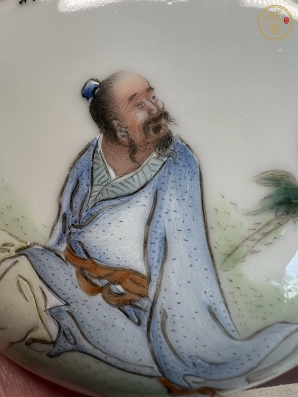 古玩陶瓷粉彩人物印尼盒真品鑒賞圖