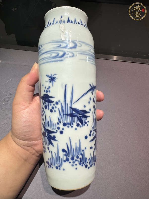 古玩陶瓷青花花卉紋筒瓶真品鑒賞圖