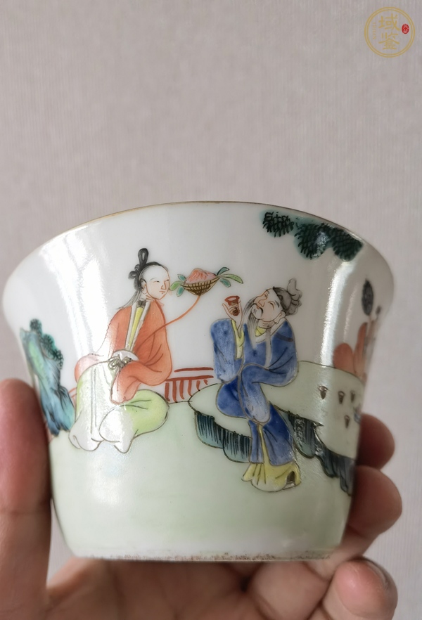 古玩陶瓷粉彩人物故事杯真品鑒賞圖