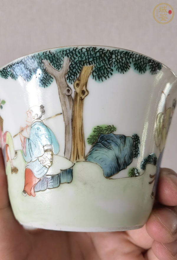 古玩陶瓷粉彩人物故事杯真品鑒賞圖