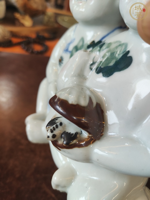古玩陶瓷釉里三彩合和二仙瓷塑像真品鑒賞圖