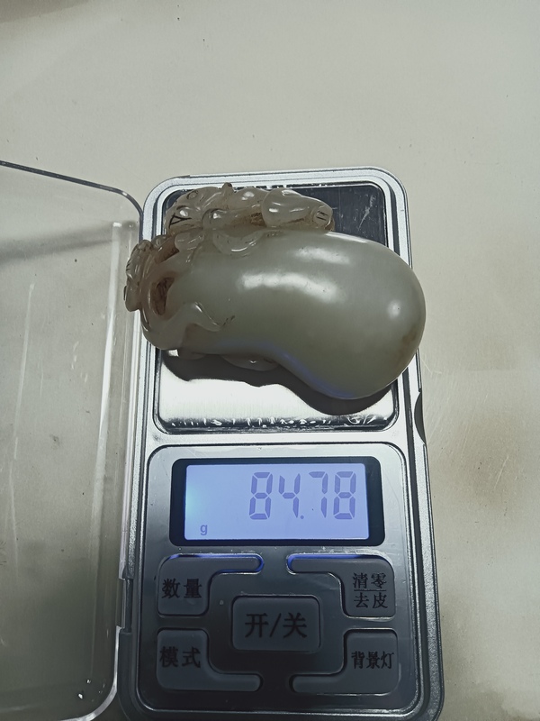 古玩玉器和田玉雕“瓜果墜”拍賣，當(dāng)前價(jià)格9999元