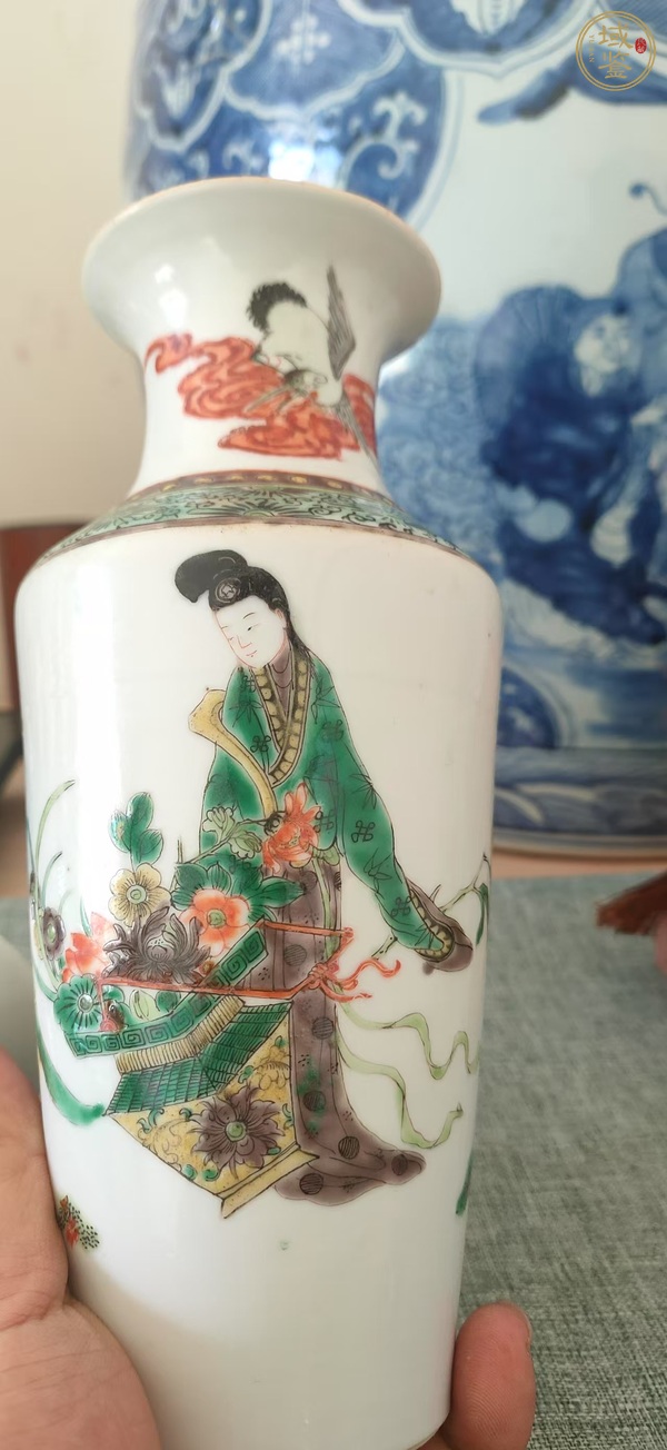 古玩陶瓷五彩小棒槌瓶真品鑒賞圖