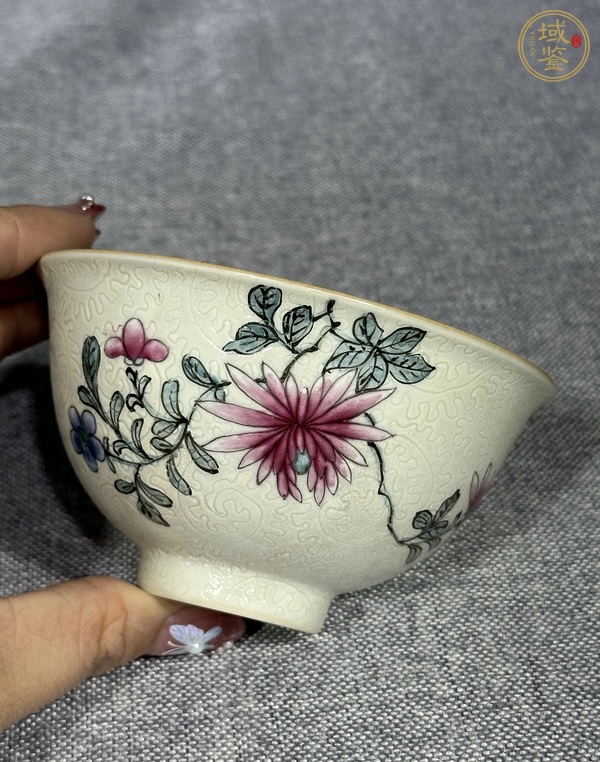 古玩陶瓷粉彩杯真品鑒賞圖