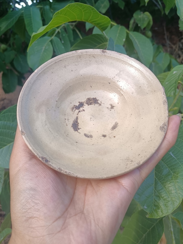 古玩陶瓷元末明初～白釉茶盞拍賣，當(dāng)前價(jià)格38元