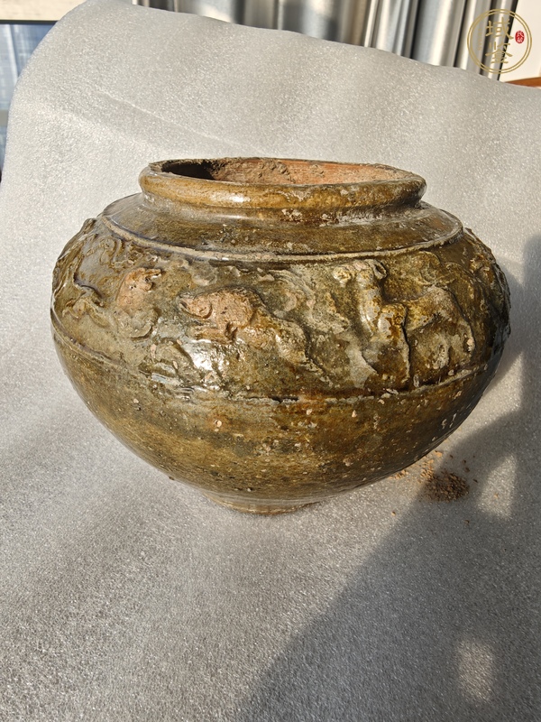 古玩陶瓷綠釉跑獸罐真品鑒賞圖
