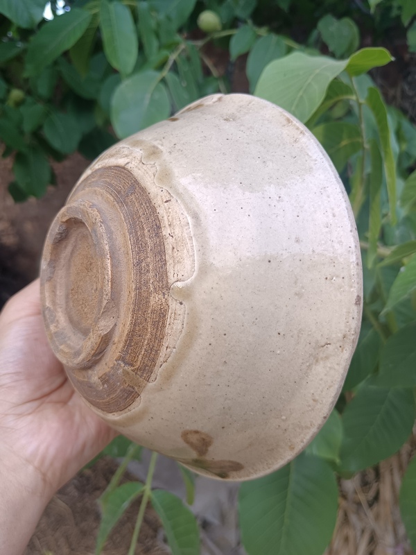 古玩陶瓷明～白地黑花碗拍賣，當前價格38元