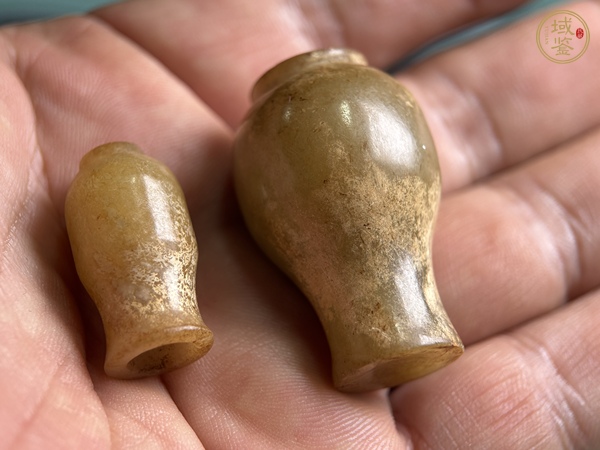 古玩中古舍利罐：一對真品鑒賞圖