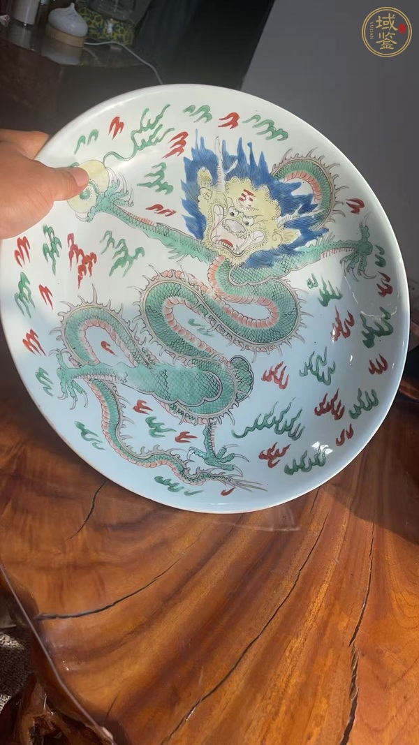 古玩青花五彩龍紋盤真品鑒賞圖