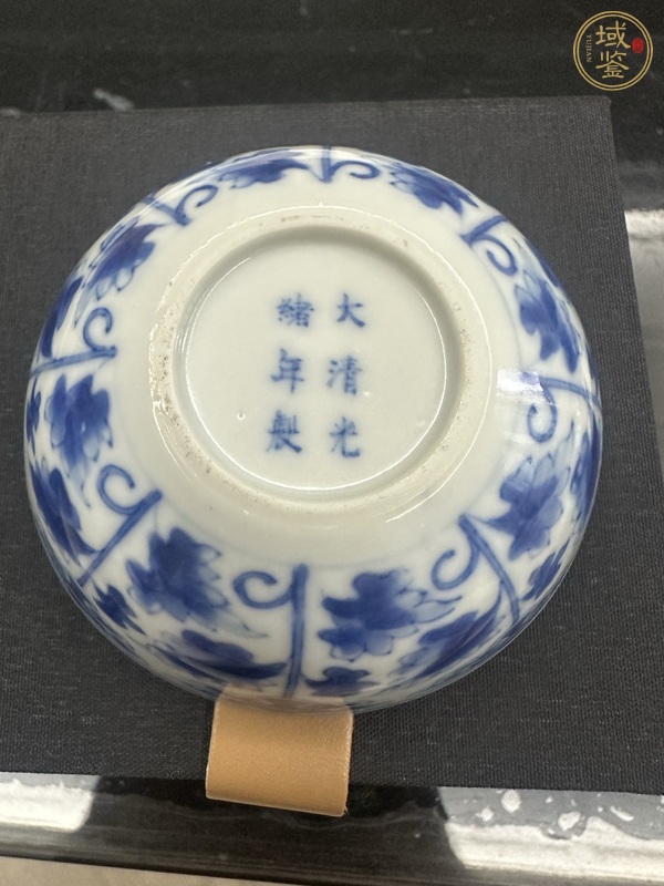 古玩陶瓷清光緒 青花臥足杯真品鑒賞圖