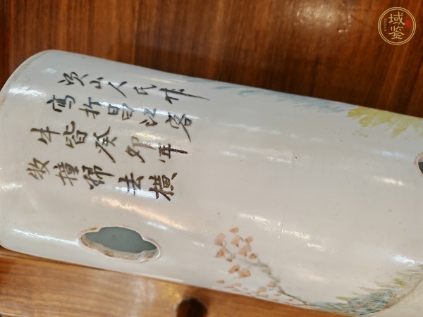 古玩陶瓷晚清淺降彩開窗帽筒真品鑒賞圖