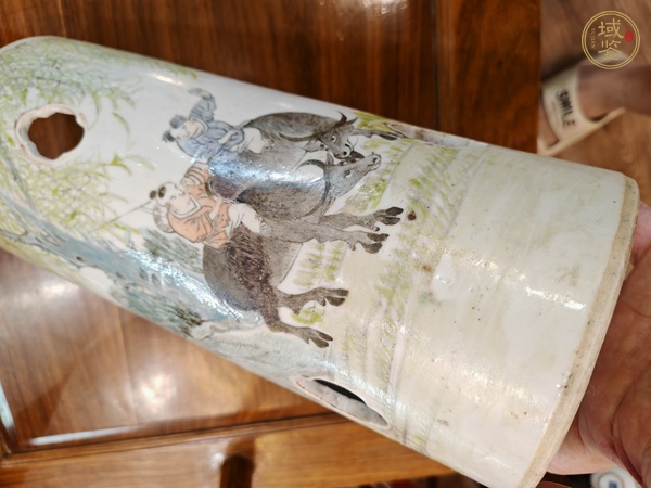 古玩陶瓷晚清淺降彩開窗帽筒真品鑒賞圖