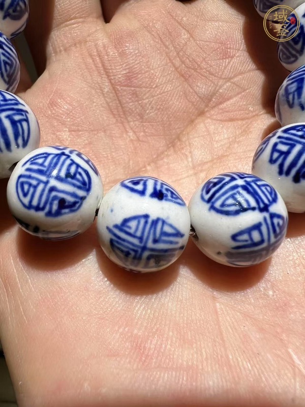 古玩雜項(xiàng)青花壽字手串真品鑒賞圖