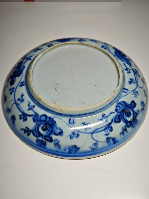 古玩陶瓷明空白期青花洞石孔雀盤拍賣，當(dāng)前價(jià)格8765元