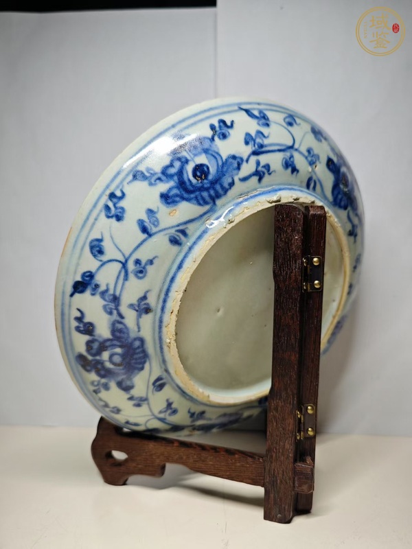 古玩陶瓷青花鳳穿牡丹盤真品鑒賞圖