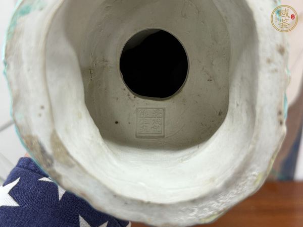 古玩陶瓷民國 茂記生造觀音擺件真品鑒賞圖