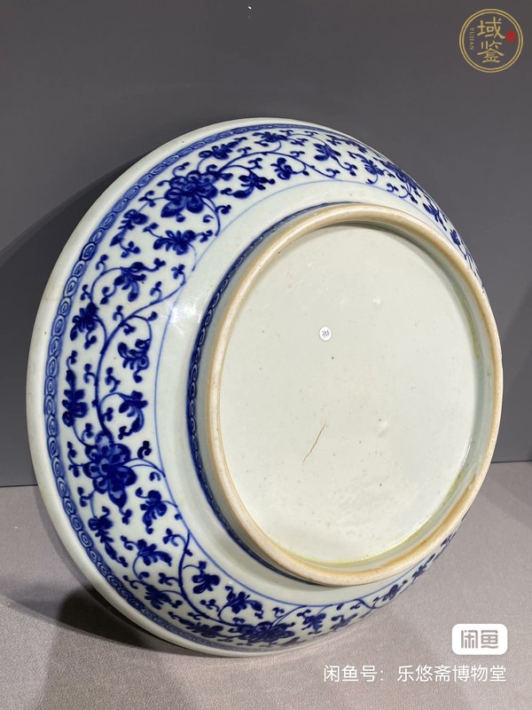 古玩陶瓷花卉紋青花盤(pán)真品鑒賞圖