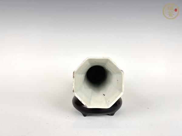 古玩陶瓷清康熙·青花人物故事六方瓶真品鑒賞圖