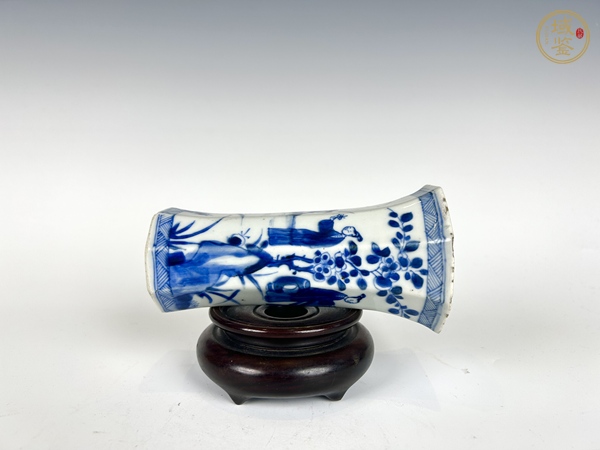 古玩陶瓷清康熙·青花人物故事六方瓶真品鑒賞圖