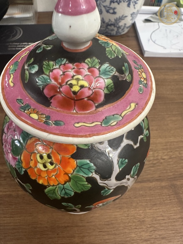 古玩陶瓷粉彩花鳥蓋瓶真品鑒賞圖