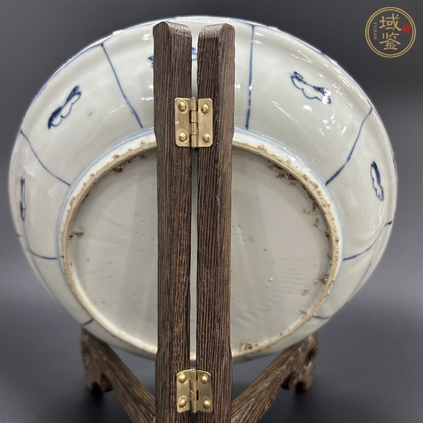 古玩陶瓷青花飛黃騰達圖花口盤真品鑒賞圖