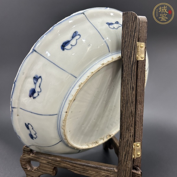 古玩陶瓷青花飛黃騰達圖花口盤真品鑒賞圖