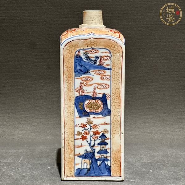 古玩陶瓷青花礬紅山水人物四方瓶真品鑒賞圖