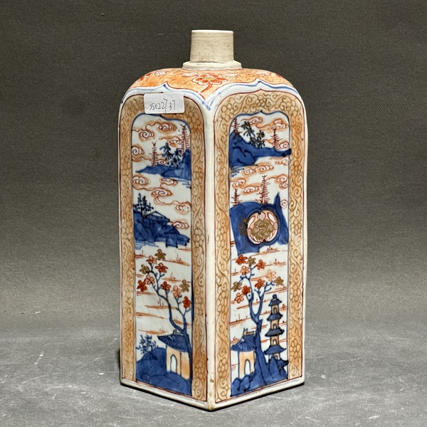 古玩陶瓷清康熙青花礬紅山水人物四方瓶拍賣，當(dāng)前價(jià)格6500元
